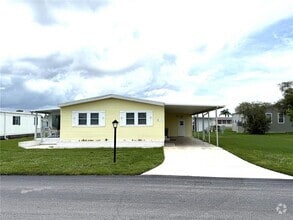 Building Photo - 637 Los Altos