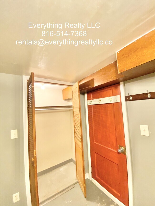Foto del edificio - 5431 E 27th St