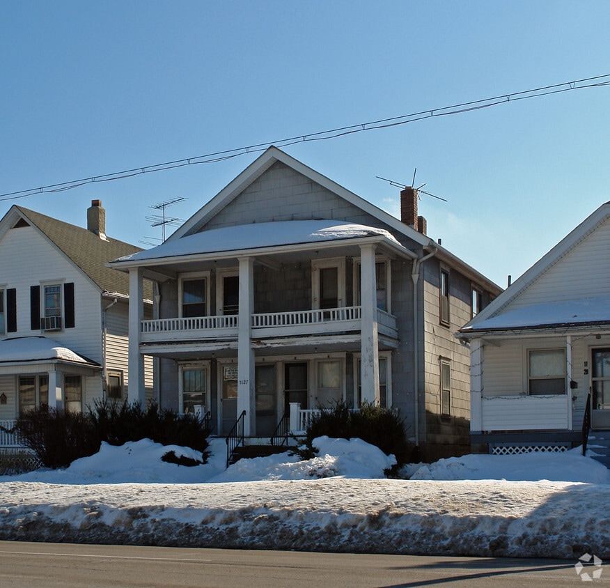 1127 W Erie Ave, Lorain, OH 44052 Apartments in Lorain, OH