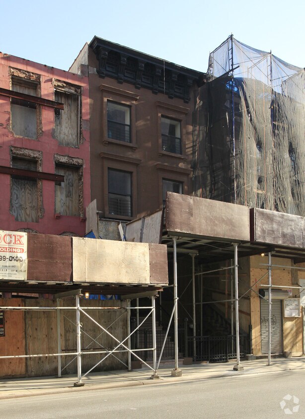 Building Photo - 69 W 126th St