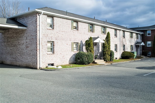 Building Photo - Van Deene Manor