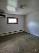 Building Photo - 17929 Leona Ave