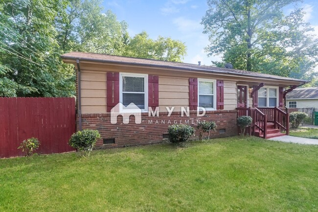 Foto del edificio - 4821 Woodway Pl