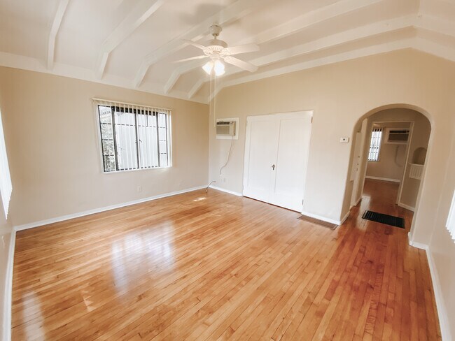 3400 H St, Sacramento, CA 95816 Apartments Sacramento
