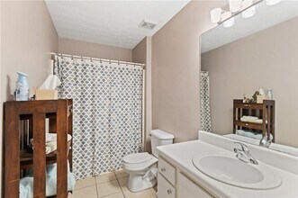 Building Photo - 891 Harvard Dr