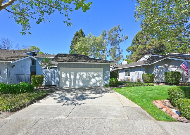 Building Photo - 200 Powhattan Ct