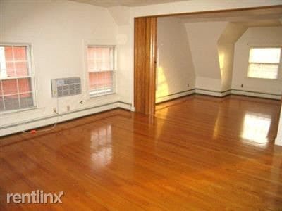 Building Photo - Studio, 1 bath  - 17 Highland Ave