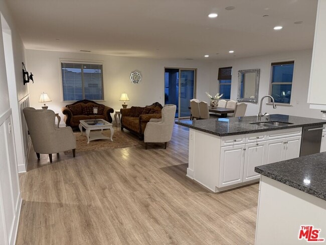 Foto del edificio - 30669 Arrow Leaf Ln