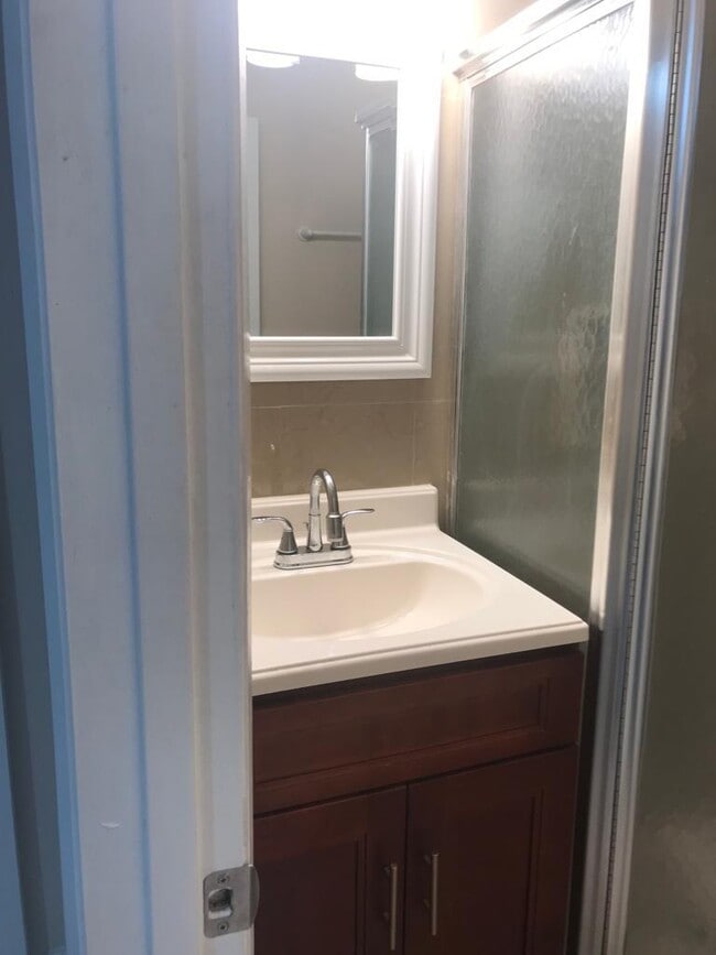 Building Photo - 20886 Vinesta Cir