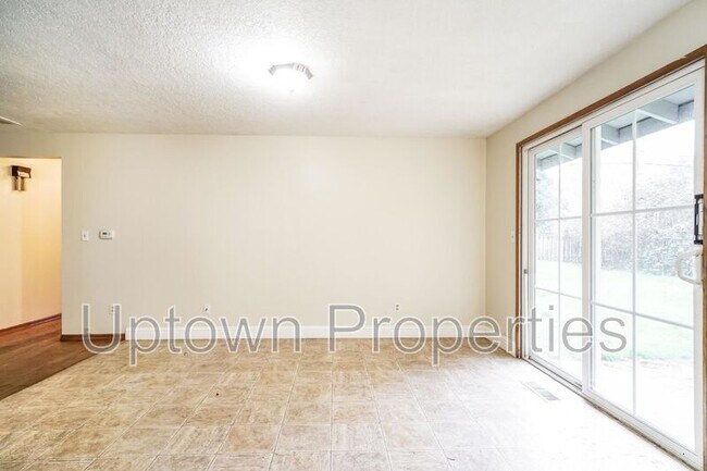 Foto del edificio - 9370 SW Killarney Ln