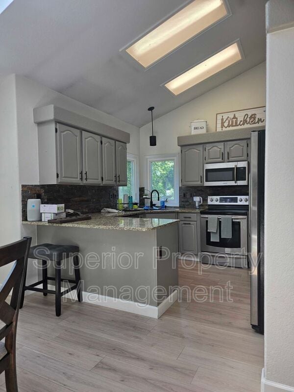 Foto del edificio - 4126 Stoneridge Ct