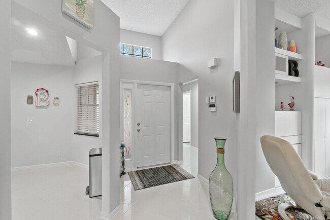 Foto del edificio - 7916 Coral Pointe Dr