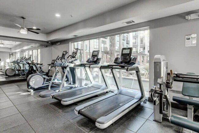 Foto del edificio - 2922 Elm St