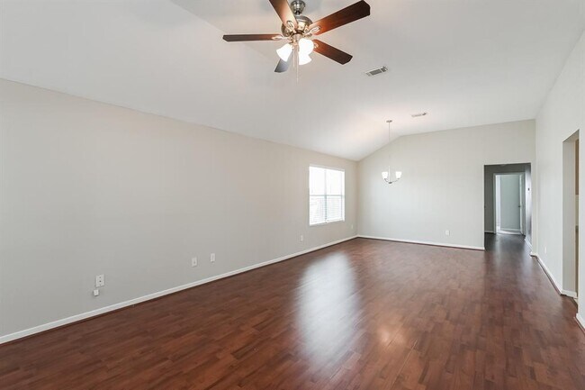 Building Photo - 16014 Pin Oak Ridge St