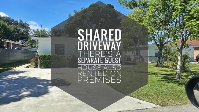 Foto del edificio - 6115 SW 38th St