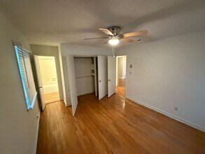 Building Photo - 6328 Spring Garden Ln