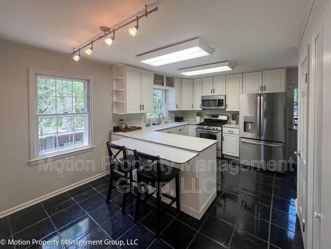 Foto del edificio - 123 N Palisades Dr