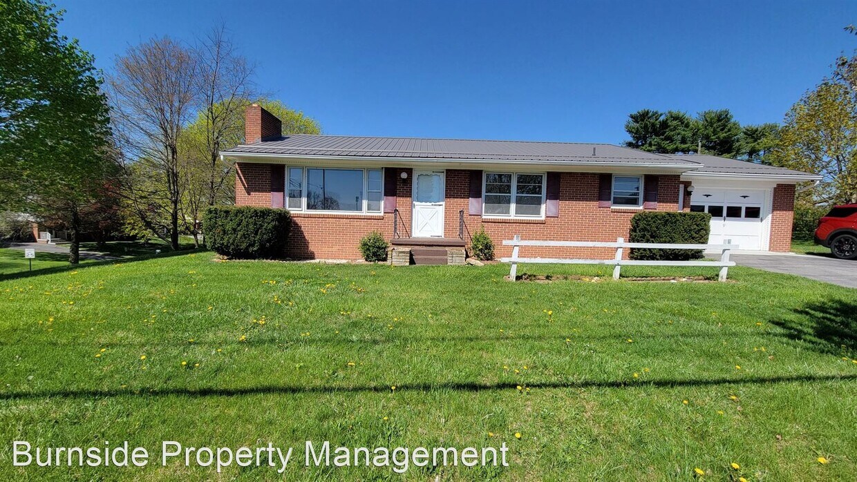 Primary Photo - 3 br, 1.5 bath House - 18502 Maugans Avenue