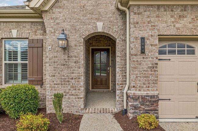 Building Photo - 1064 Callaway Dr