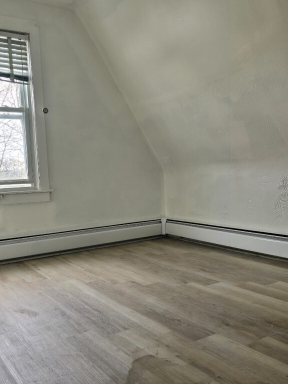 Building Photo - 409 Jackson Ave