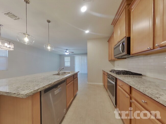Foto del edificio - 13283 N 144th Ln