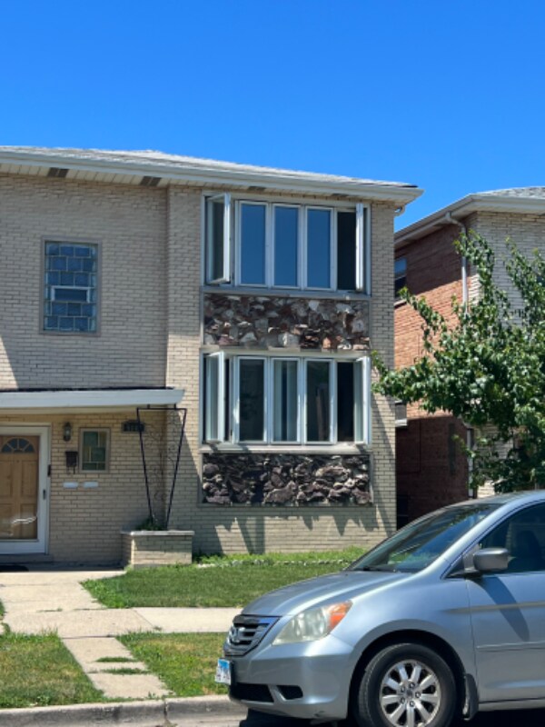 5144 S Kilbourn Ave, Chicago, IL 60632 Room for Rent in Chicago, IL