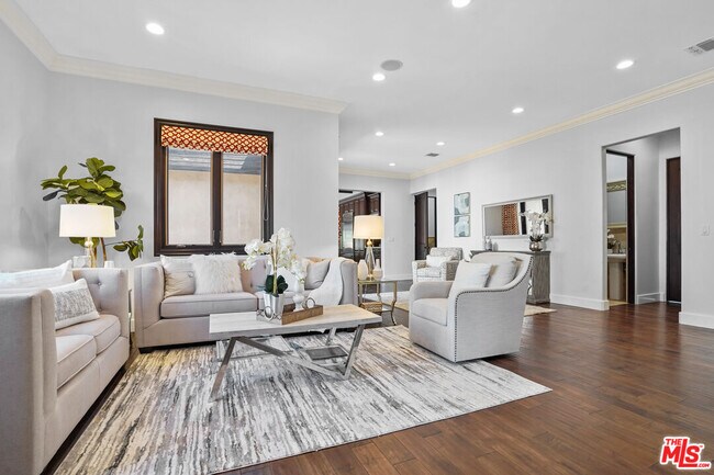 Foto del edificio - 22953 W Oxnard St