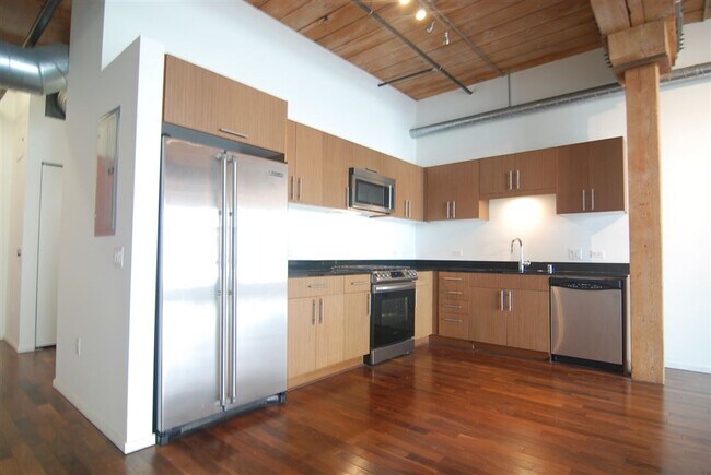 Foto del edificio - 530 S Hewitt St
