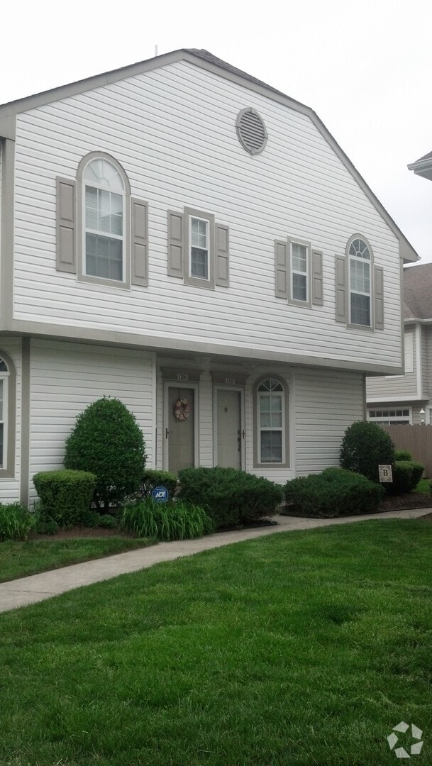 Building Photo - 1208 Daylily Dr
