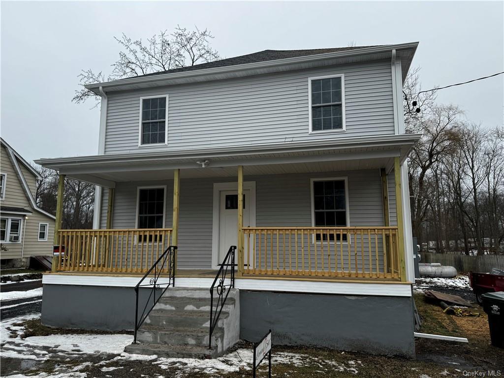 8 5th Ave Unit 2, Newburgh, NY 12550 Room for Rent in Newburgh, NY