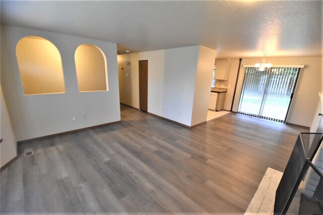 Building Photo - 20628 36th Ave W