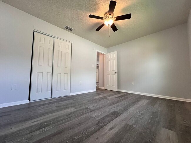 Photo - 9312 Grandfield Rd-A Apartment