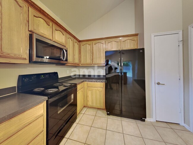 Foto del edificio - 9725 Minton Dr