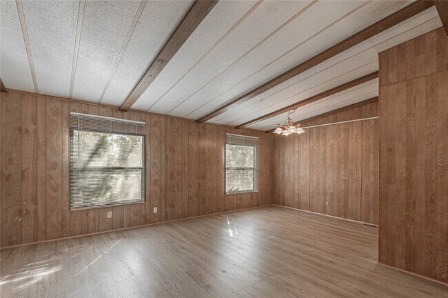 Foto del edificio - 30 Allen Dr