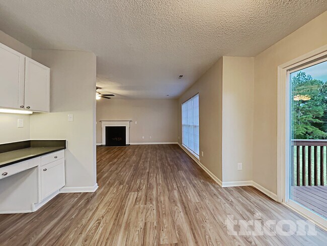 Foto del edificio - 2921 Barbee Ct