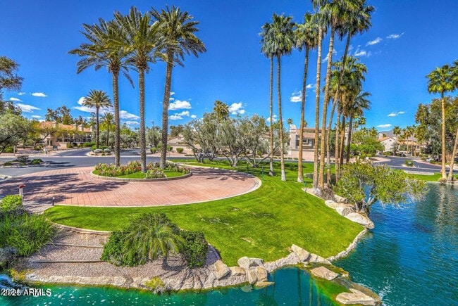 Foto del edificio - 9708 E Vía Linda