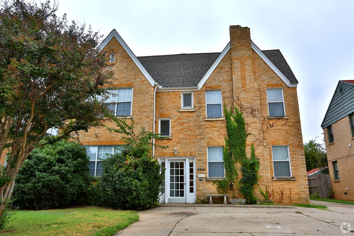 Foto del edificio - 3316 N Robinson Ave