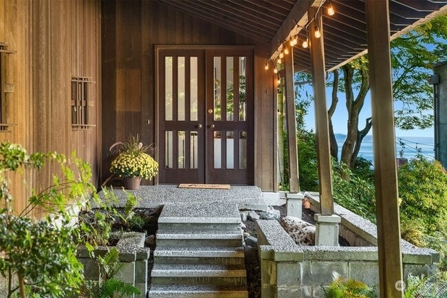 Foto del edificio - 9309 Fauntleroy Wy SW