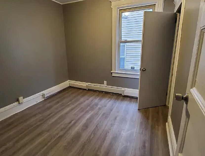 Building Photo - 56 Millington Ave