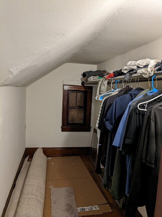 Closet - 6013 12th Ave