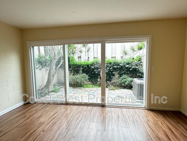 Foto del edificio - 2163 Mendocino Blvd