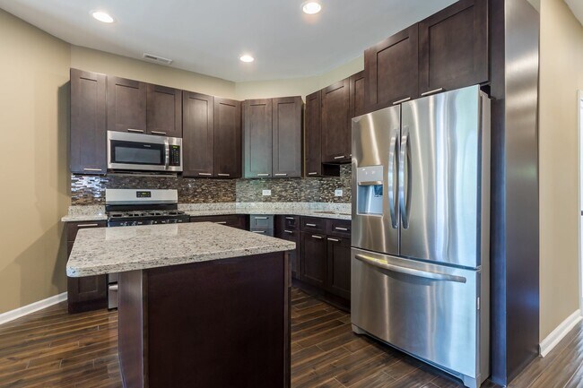 Foto del edificio - 538 N Hamlin Ave