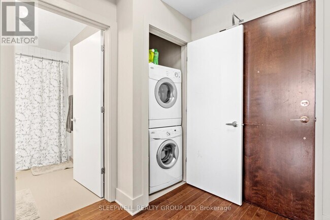 Photo du bâtiment - 101 Richmond Rd