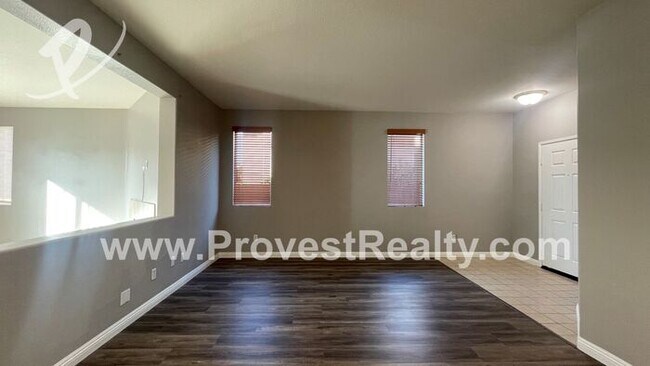 Foto del edificio - Freshly Rehabbed 4 Bedroom 3 Bath Home in ...