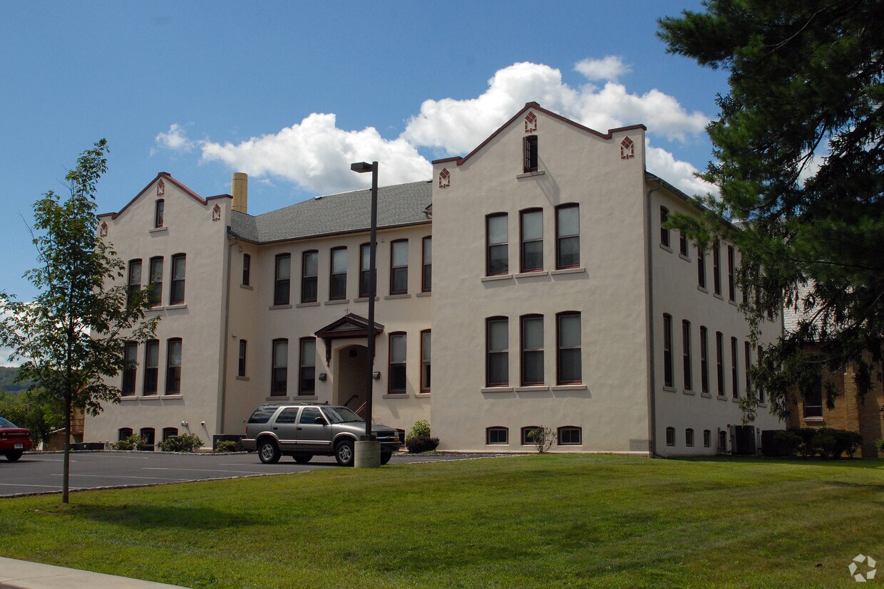 Foto principal - Saint Stanislaus Apartments