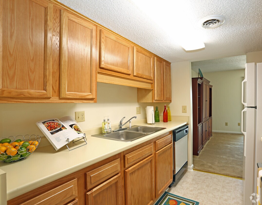 Foto principal - Lexington Place Apartments