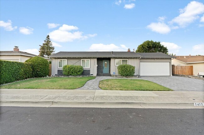 Building Photo - 7477 Limerick Ave
