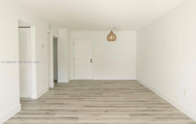 Foto del edificio - 8287 SW 128th St