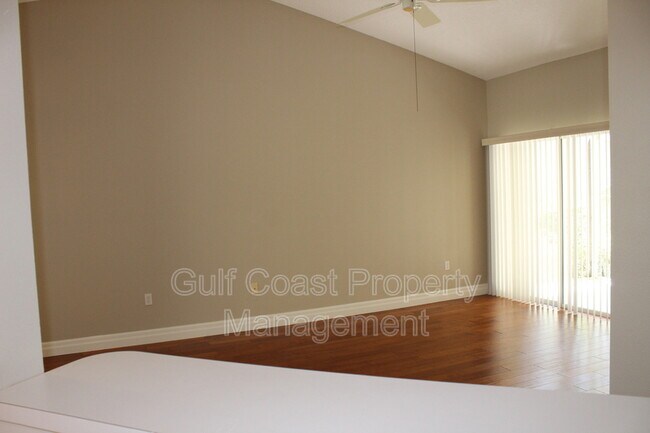 Building Photo - 6343 Green Oak Cir