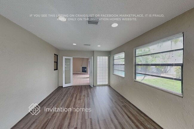 Building Photo - 17745 Woodview Terrace